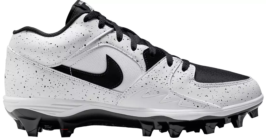 Jordan Stadium 90 Low TD Cleats